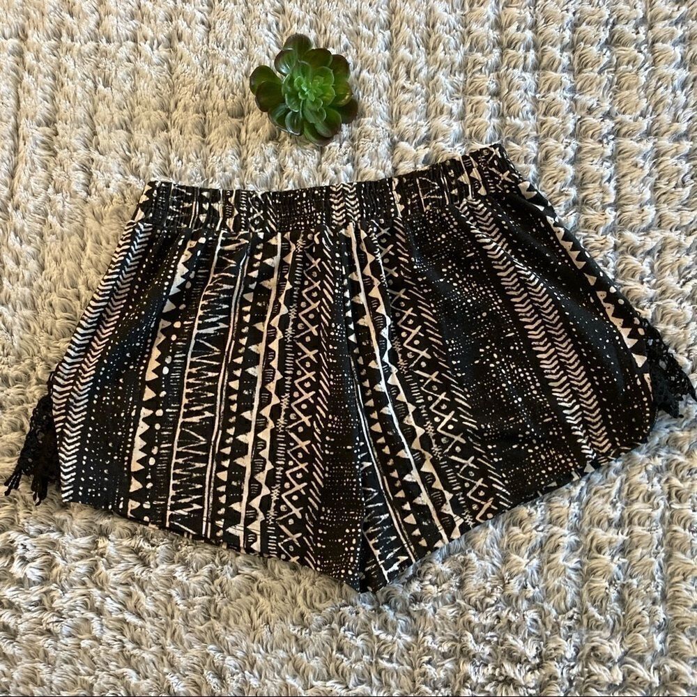 NWT Boho Shorts | S - Picture 2 of 3